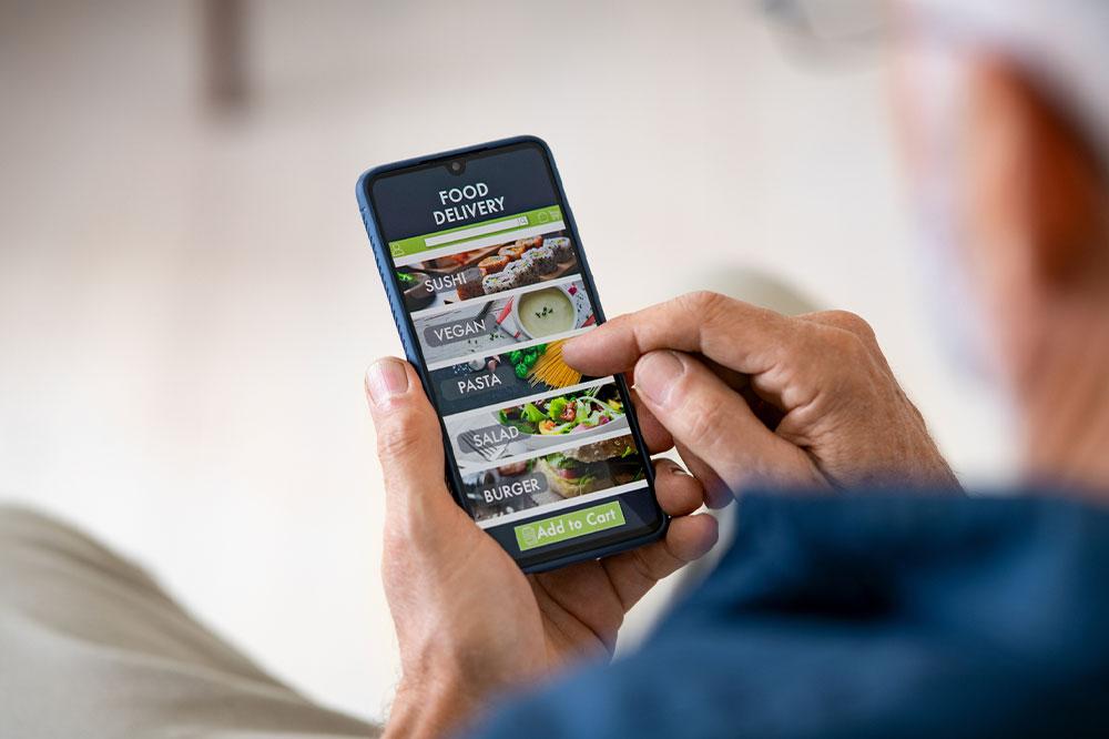 A Guide to Online Ordering System for Restaurants