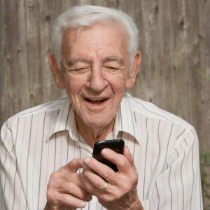 Benefits of Using Aarp Cell Phones for Seniors