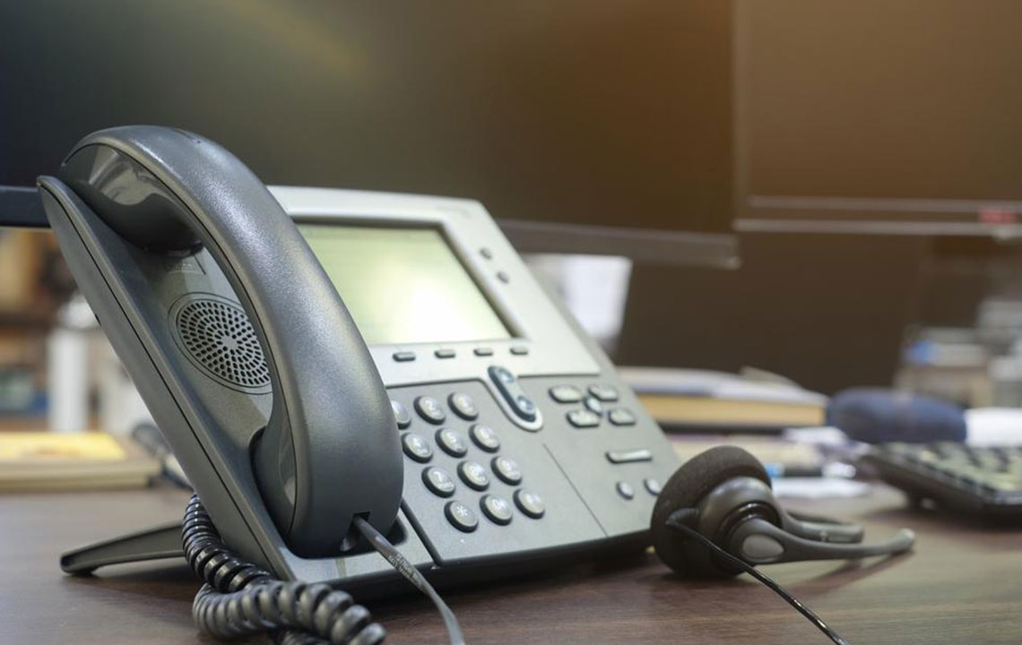 Factors to consider before choosing a business broadband and landline connection