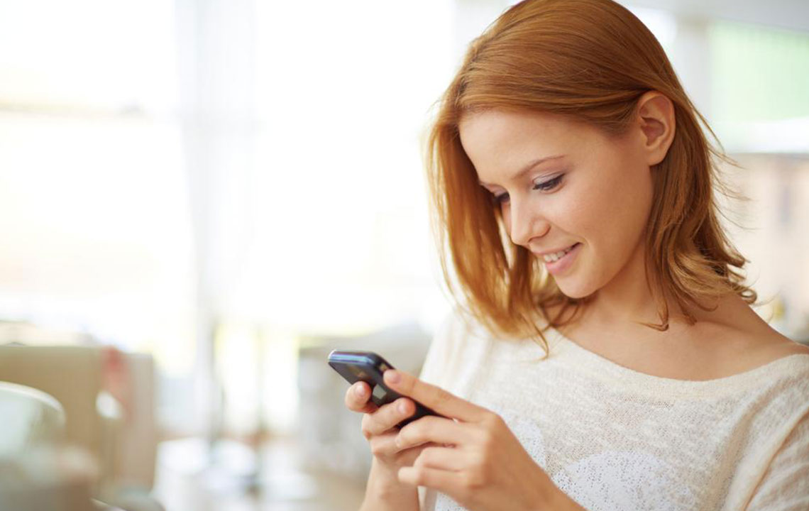 How smartphones play a role in mobile commerce