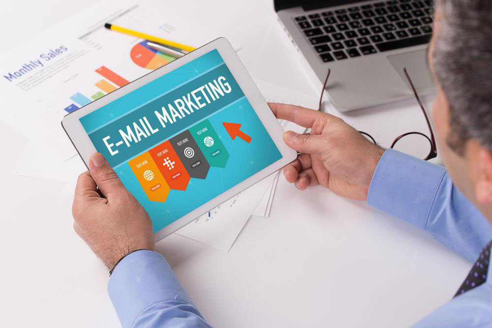 Top 4 email marketing services for small businesses