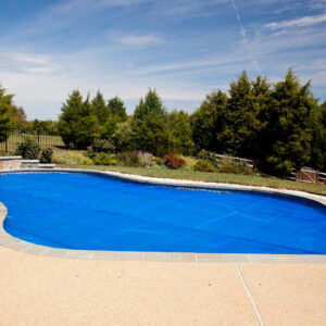 Top five tips for maintaining swimming pool solar covers