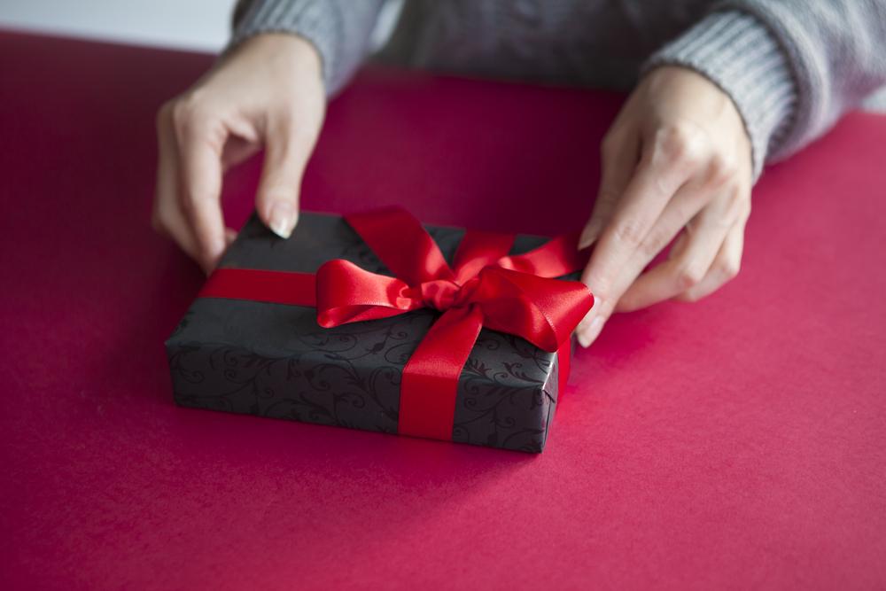 Why You Should Personalize Gifts