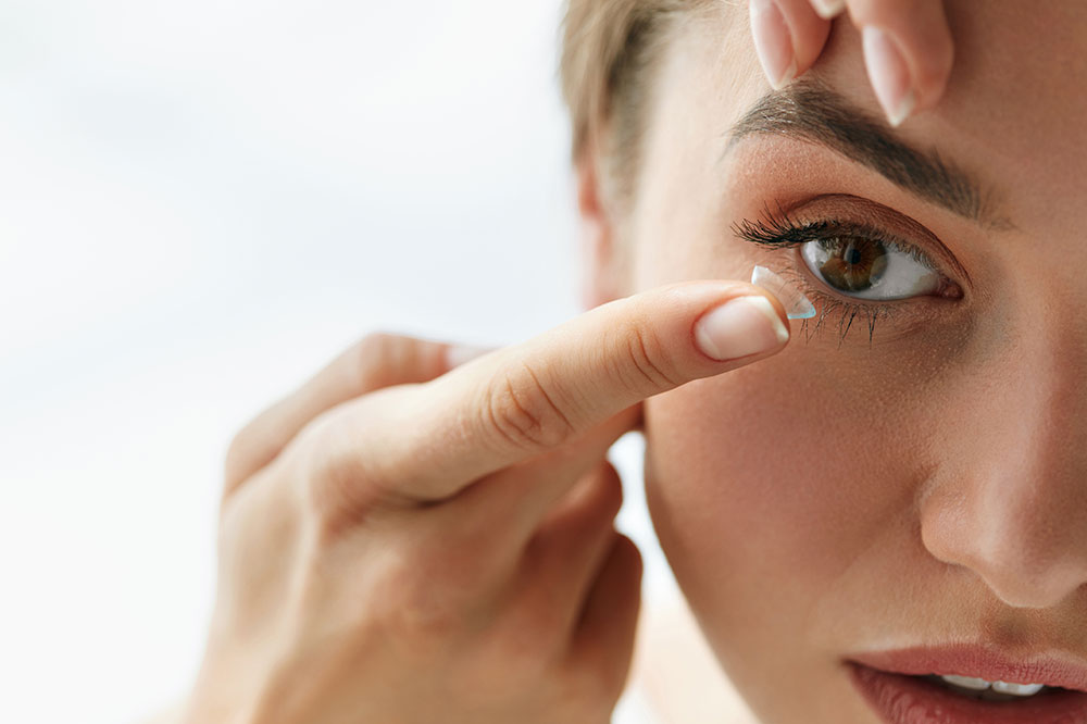 5 best contact lenses to buy in 2021