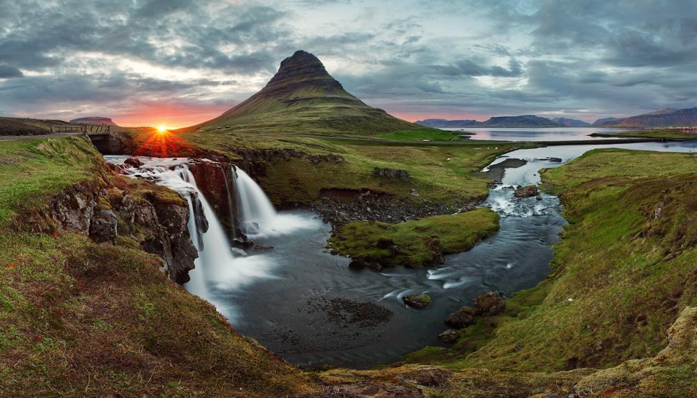 6 beautiful locations which must be a part of your Iceland tour