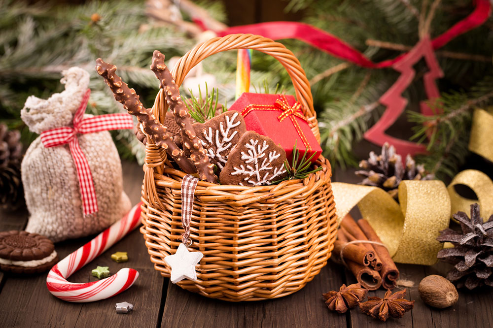 6 best Christmas gift baskets this year