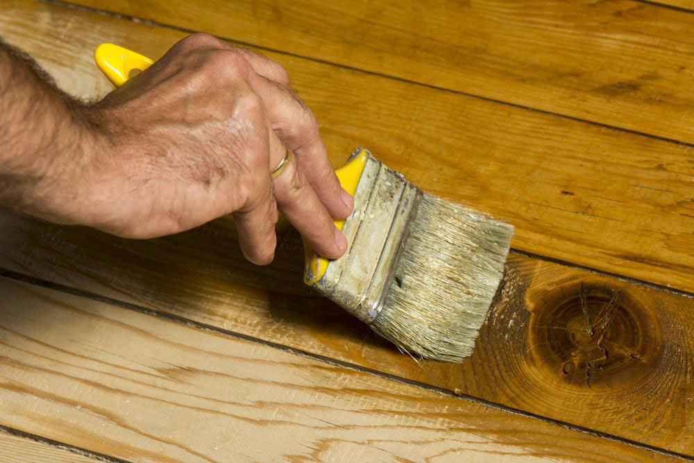 Effective tips for composite decking maintenance