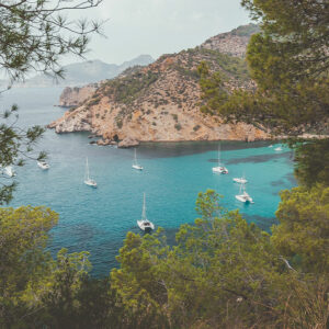 Majorca Travel Guide &#8211; Tips for Booking Flights and Stays