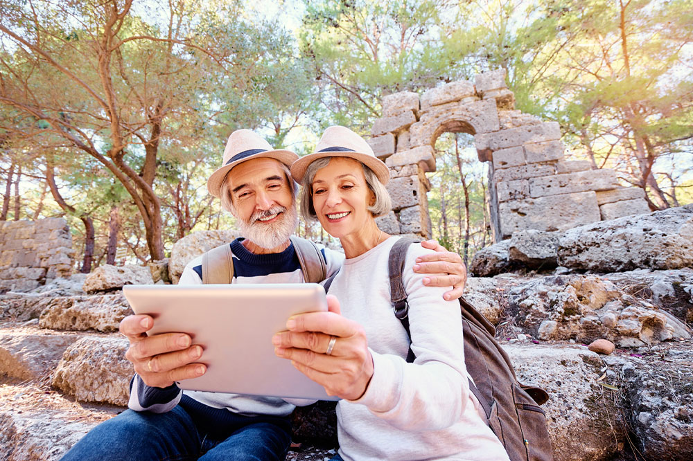 7 Best Travel Insurance Plans for Seniors