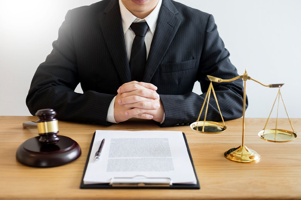 A Comprehensive Guide to Selecting an Attorney