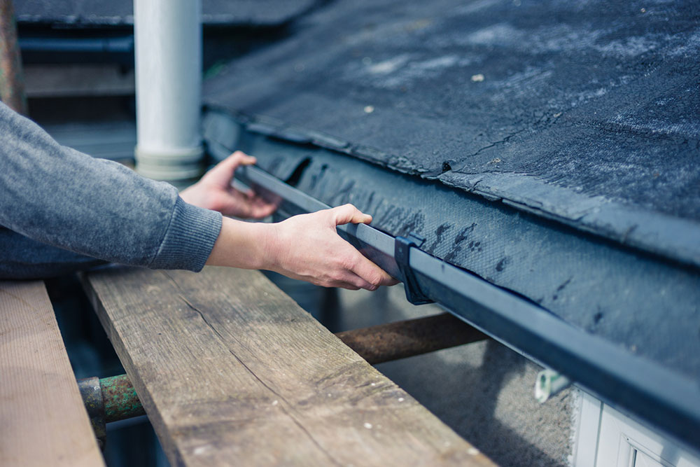 Guide to Professional Gutter Replacement Services